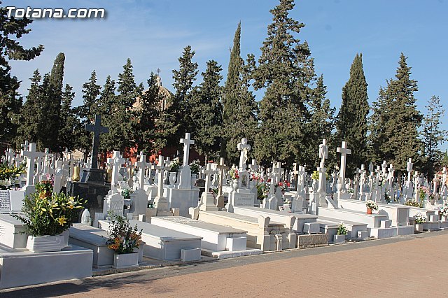 La modificación de la ordenanza permite que una misma persona pueda ser propietario de varios derechos funerarios previa justificación al ayuntamiento