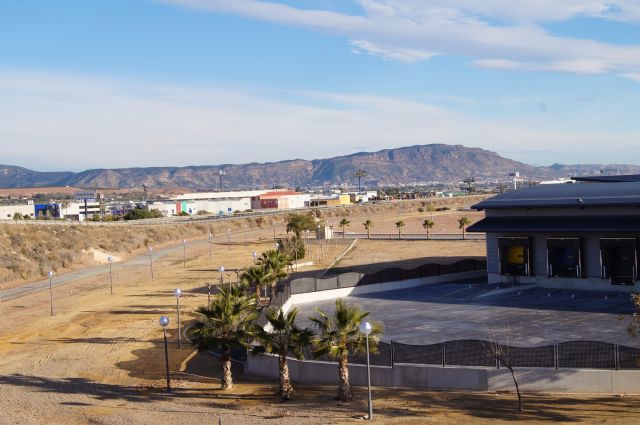 El alumbrado público del Polígono Industrial 'El Saladar' luce completo