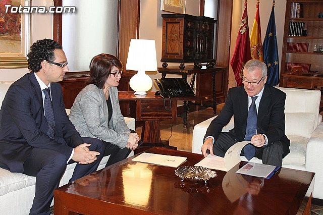 La alcaldesa de Totana se reúne mañana con Valcárcel para abordar algunos asuntos de interés general que afectan a este municipio