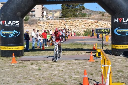 El Club Ciclista Santa Eulalia disputa la V marcha BTT Valle de Elda-Petrer
