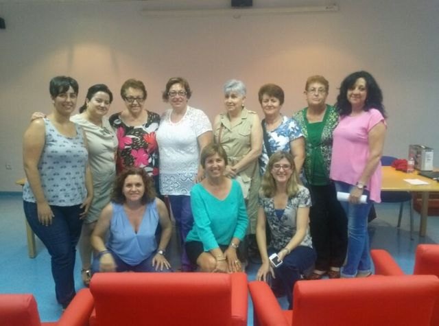 Las asociaciones del Raiguero 'Empecemos a caminar' y 'Mujeres rurales' participaron en un Taller de Prevención de Violencia de Género
