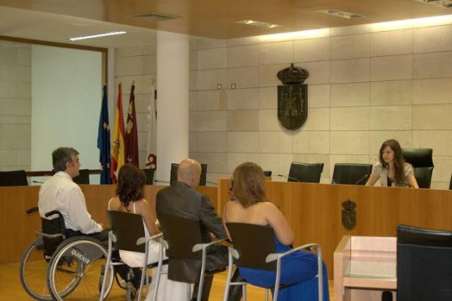El ayuntamiento de Totana tramitó un total de 16 matrimonios civiles durante el primer semestre del año 2014