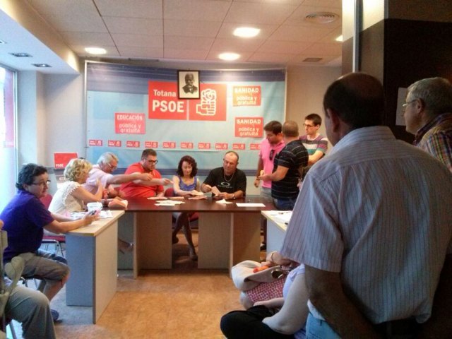 Pedro Sánchez gana la carrera para elegir a Secretario General del PSOE