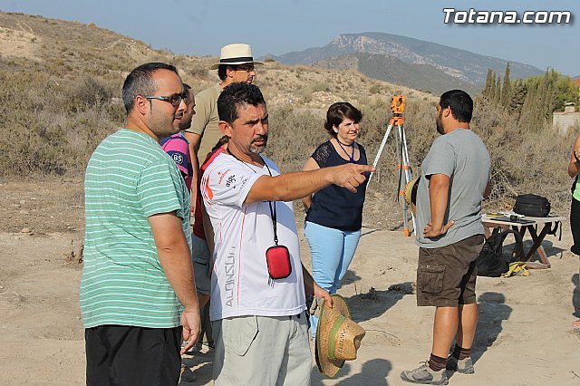 Más de treinta jóvenes participan en la Excavación Arqueológica del Yacimiento de 'Las Cabezuelas' desarrollada por la asociación 'Kalathos'