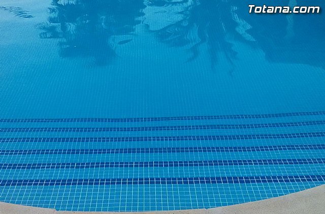 El ayuntamiento apela a la concienciación ciudadana en el uso responsable del agua y el consumo moderado durante el verano, sobre todo en época de sequía
