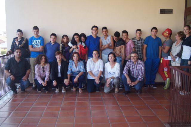 Trece alumnos participan en el programa del Aula Ocupacional mediante el cual se favorece la permanencia juvenil en el sistema educativo