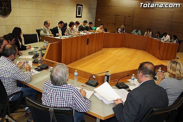 Preguntan al Concejal Delegado de Personal sobre “Posible incompatibilidad de Personal al Servicio del Ayuntamiento”