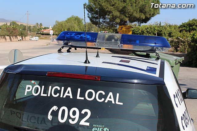 Se pone en marcha el dispositivo de Servicios y Emergencias en el Cementerio municipal 'Nuestra Señora del Carmen'