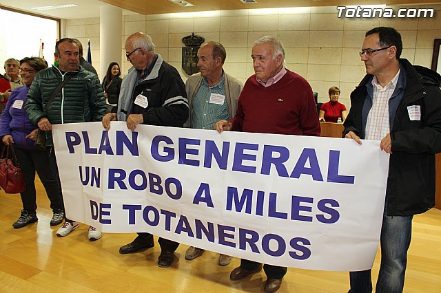 Cebag: 'Las múltiples irregularidades que contienen el PGMO de Totana y sus convenios hacen inviable su aprobación por la Comunidad Autónoma.'