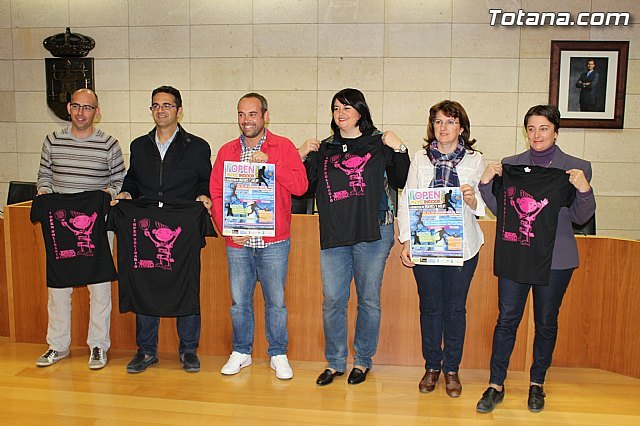 Se presenta el I Open Pádel Indoor a beneficio de las asociaciones 'D´Genes' y 'AELIP'