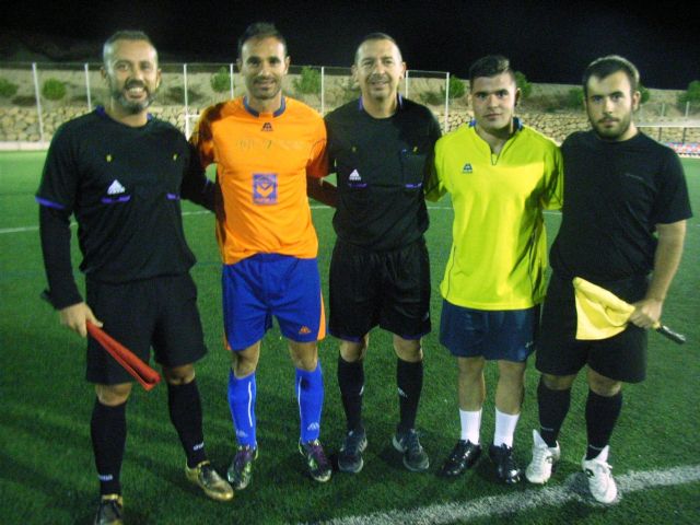 Los equipos 'Baragüey Carlin' y 'Pizzeria Tumar Los Cachorros' ascienden puestos en la 6ª jornada de la Liga Local de Fútbol 'Juega Limpio'