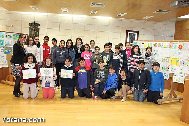 Medio Ambiente entrega los premios del concurso de dibujo 'En Reciclaje, tu pintas mucho'