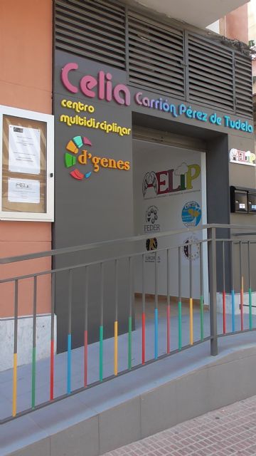 D´Genes ha atendido durante el año 2014 a más de 100 usuarios semanalmente en atención directa