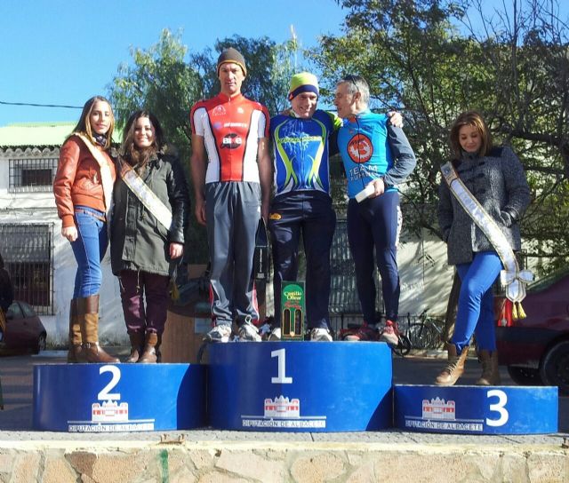 2º puesto para José Andreo en Ontur en un intenso fin de semana de carreras de carretera y montaña para el CC Santa Eulalia