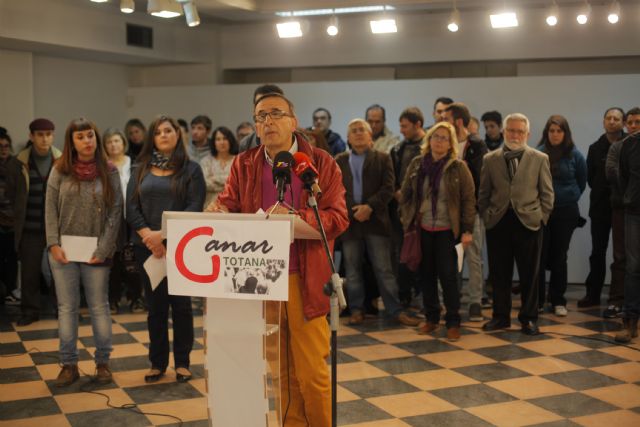 La convocatoria GANAR TOTANA, impulsada por personas, asociaciones e Izquierda Unida, arranca con un Acto Cívico realizado el pasado viernes