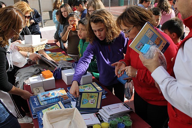 El CEIP Santa Eulalia celebra el día escolar de la no violencia y la PAZ