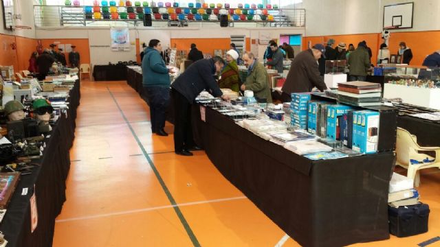 El Museo de la Policía Local de Totana participó este pasado fin de semana en la I Feria de Coleccionismo de la Región de Murcia