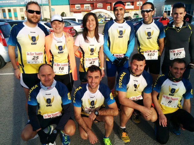 Atletas del Club Atletismo Totana participaron en la carrera 'La San Valentín 2015' celebrada en San Javier