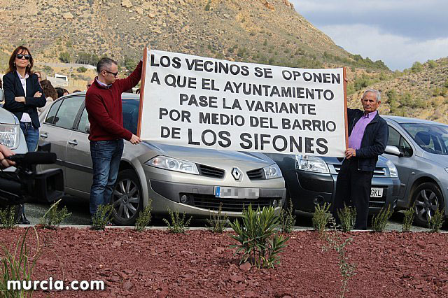 Vecinos de los Sifones acusan a la Sra. Alcaldesa de mentir en sus declaraciones respecto a la problemática de dicho barrio