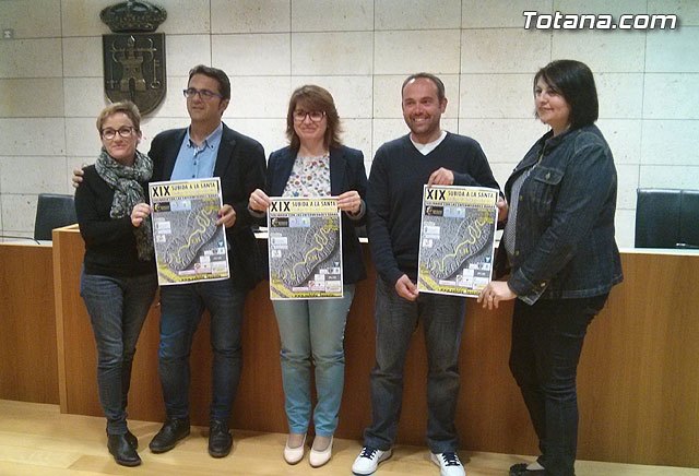 La XIX Subida a La Santa de Totana se celebrará el 17 de mayo a beneficio de las asociaciones 'AELIP' y 'D´Genes'