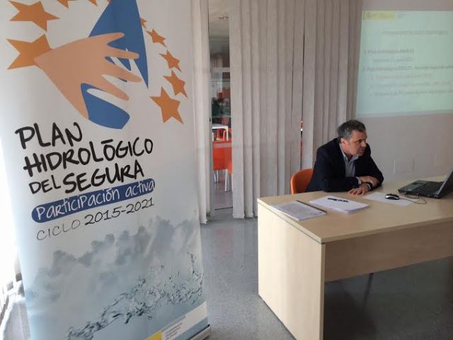 Autoridades municipales participan en la Mesa Territorial del Bajo Guadalentín para elaborar el futuro Plan Hidrológico del Segura