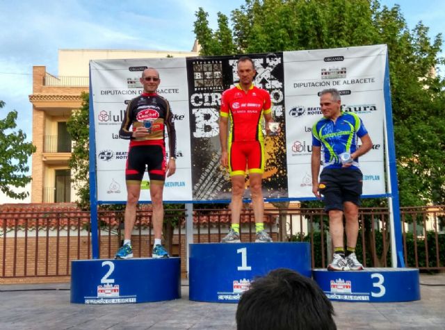 José Andreo consigue el 1er puesto m50 en Mahora y recorta distancias en la general del circuito de Albacete