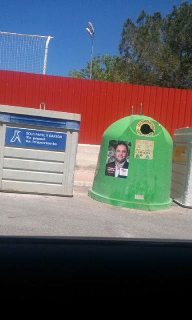 PP: 'La negativa de Juan José Cánovas de no quitar sus pancartas ilegales obliga a que todos los ciudadanos tengan que pagar su retirada'