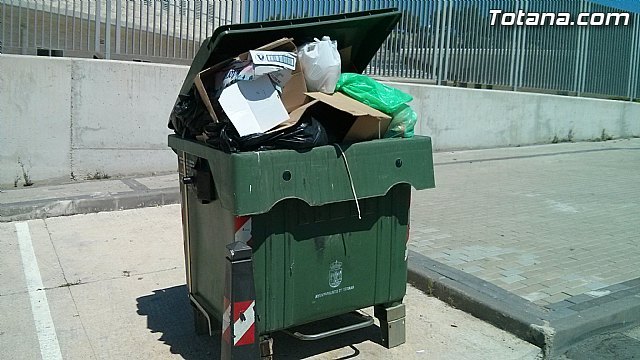Comienza la Huelga en el Servicio de Recogida de Basura y Limpieza Viaria
