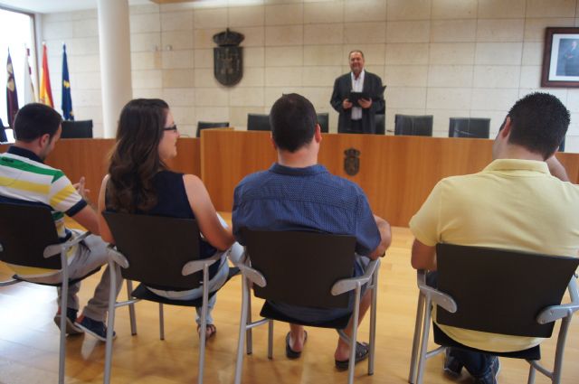 El Ayuntamiento de Totana tramitó un total de 14 matrimonios civiles durante el primer semestre del año 2015