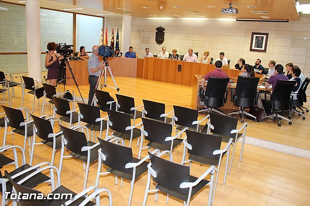 El Pleno acuerda adherirse al fondo de Ordenación de Medidas de Sostenibilidad Financiera y Entidades Locales