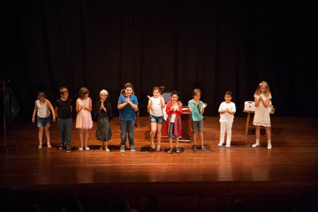 Una decena de niños y niñas han participado en el 'Taller de Teatro Infantil'