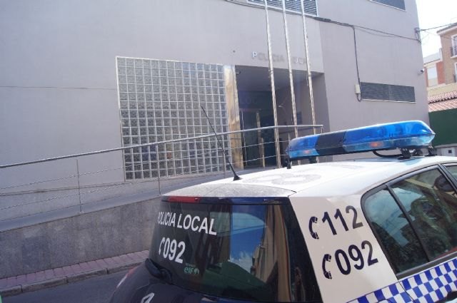 La Policía Local realiza esta semana dos detenciones por sendos supuestos delitos de robo con fuerza y violencia de género, gracias a la colaboración ciudadana