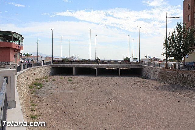 El alcalde hace un balance provisional del coste de las obras del Puente de la Kabuki