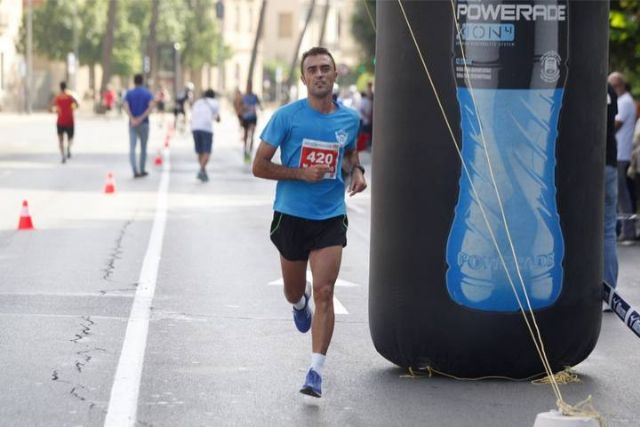 Victor García, del Club Atletismo Totana, 2º en su categoría y 7º en la general en la III Maratón de Murcia