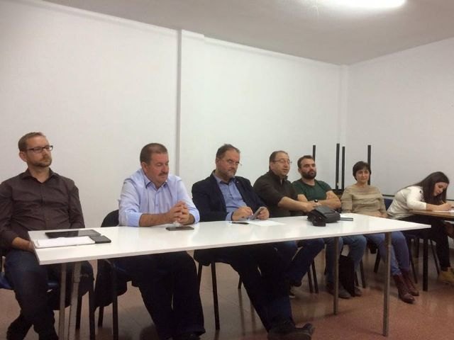 El Gobierno municipal se reúne con los vecinos del barrio San Francisco