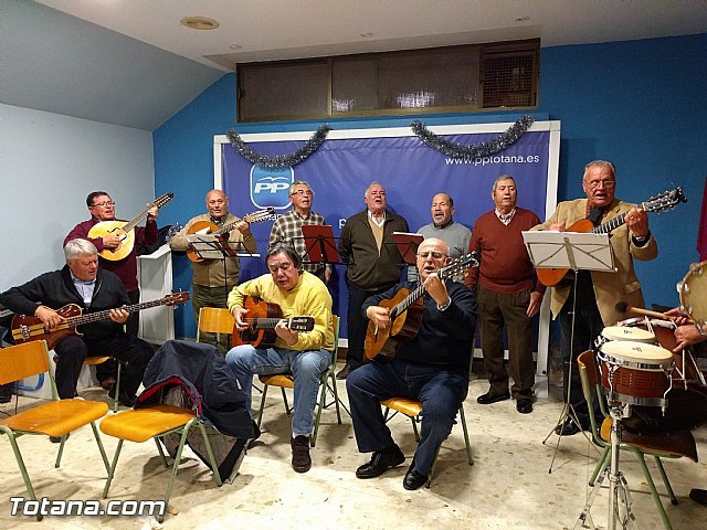 El PP de Totana celebró una cena de convivencia para celebrar las próximas Navidades