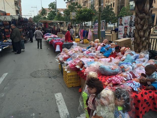 Se adelanta el mercadillo en El Paretón a los días 24 y 31 de diciembre; y el de Totana al 5 de enero para no coincidir con los festivos