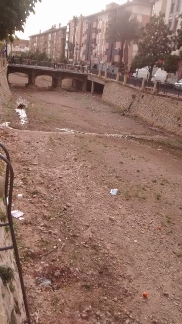 El PP denuncia el estado en el que se encuentra la rambla de la Santa 'por filtraciones de aguas fecales'