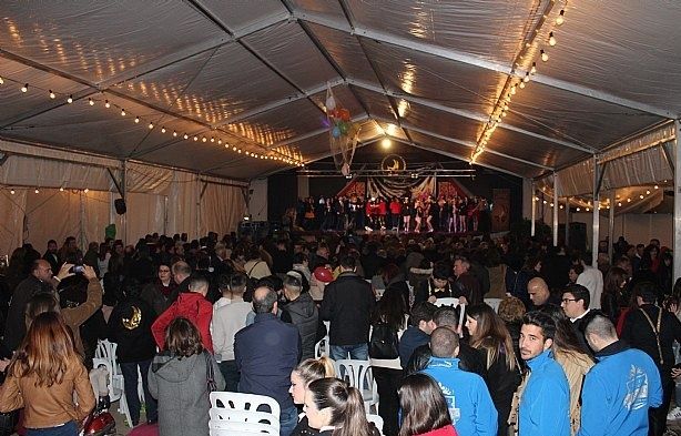 El sábado se celebra la gala con el pregón del Carnaval´2018 a cargo de Francisco Martínez 'El Carola' y la entrega de la Máscara de Oro al 'Tío Juan Rita'