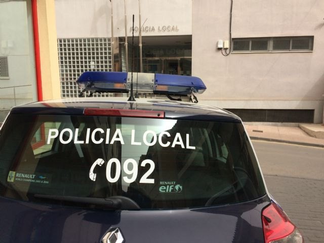 La Policía Local detiene a cuatro personas durante el pasado fin de semana por un delito contra la seguridad por conducir bajo los efectos de bebidas alcohólicas