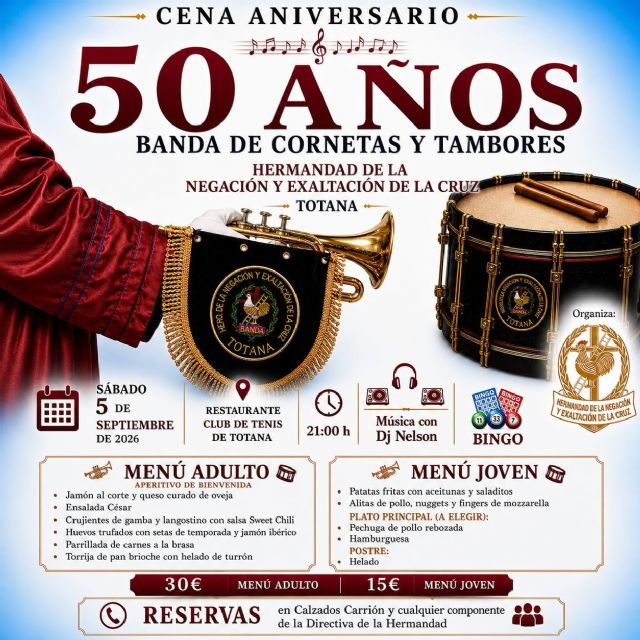 La banda de cornetas y tambores de la Hermandad de la Negación y Exaltación de la Cruz celebra su 50 aniversario con una cena de hermandad