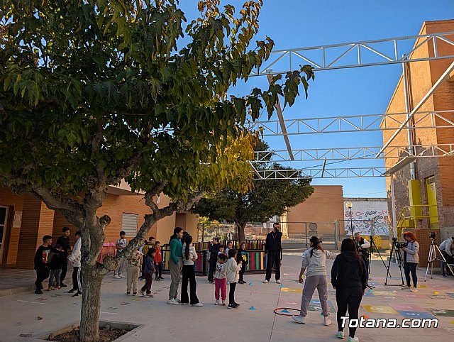 Más de 220 escolares de los colegios públicos se benefician del programa de conciliación familiar por las tardes