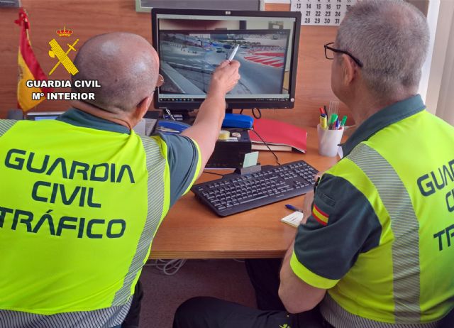 La Guardia Civil detiene a un conductor por conducción temeraria tras darse a la fuga en un vehículo sustraído