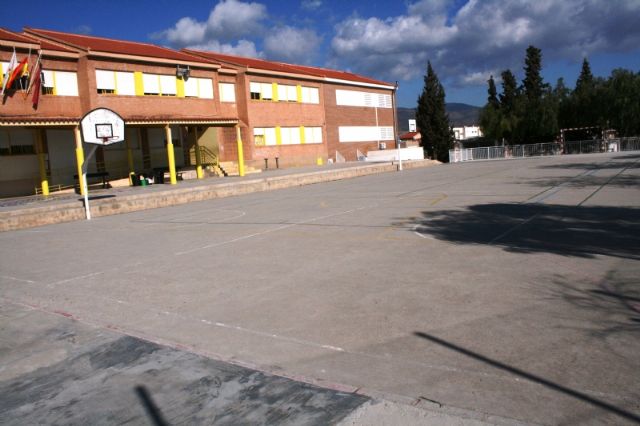 Se aprueba iniciar el expediente de contratación para las obras de cubrición de la pista deportiva y trabajos complementarios del CEIP 'San José'