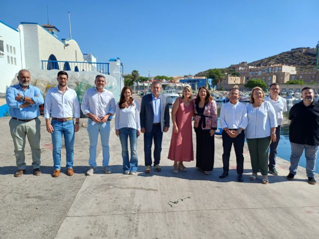 La Comunidad analizará con el comisario europeo de Pesca y el resto de autonomías mediterráneas la situación del sector pesquero