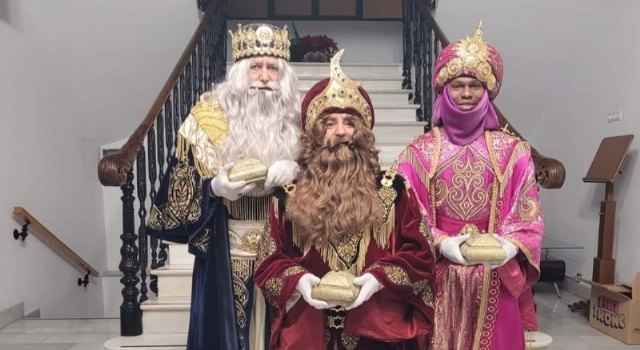 SSMM los Reyes Magos de Oriente recogerán todas las cartas de los niños y niñas de Totana esta tarde