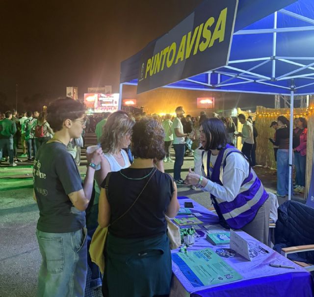Más de 500 asistentes al festival 'Warm Up' visitaron el punto 'AVISA' instalado por la Comunidad