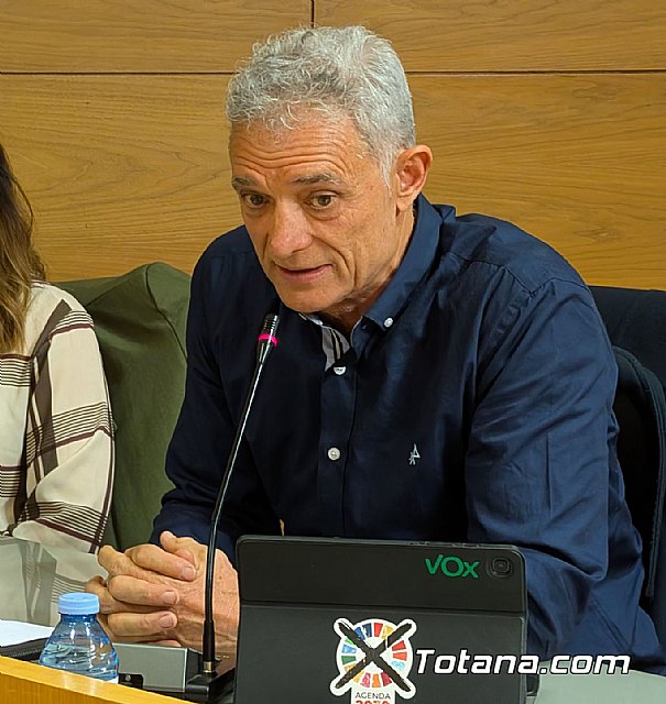 Marcos Cano denuncia que se ha actuado al margen del reglamento del grupo municipal