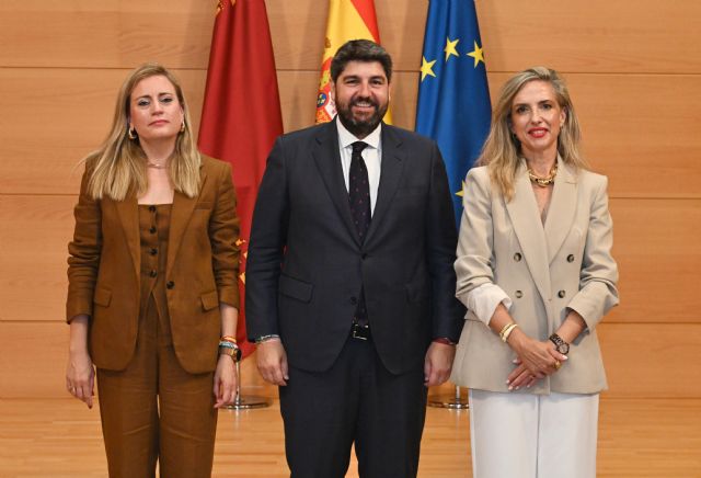 López Miras pide a sus secretarios generales 'gestión, gestión, gestión' para afrontar 'meses decisivos'