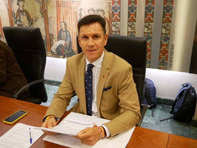 Cerón: 'El PSOE no puede dar lecciones de nada cuando ha demostrado que es incapaz de controlar las fronteras y garantizar la seguridad de las personas'
